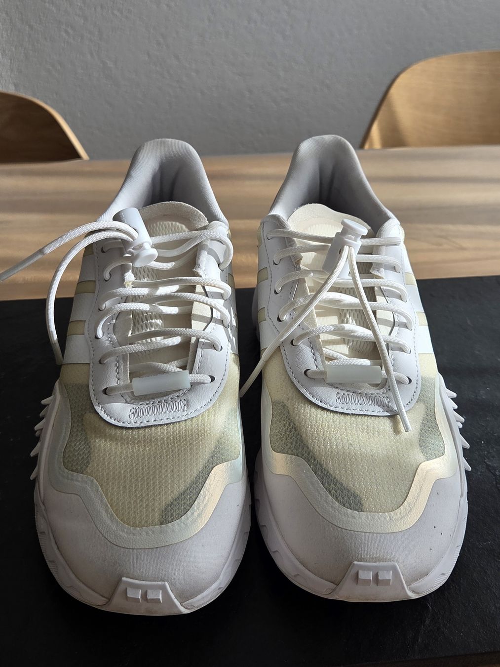 Adidas Scarpe da donna: Adidas Sneaker – Usato da Belp venduto da mar_wyp6 1