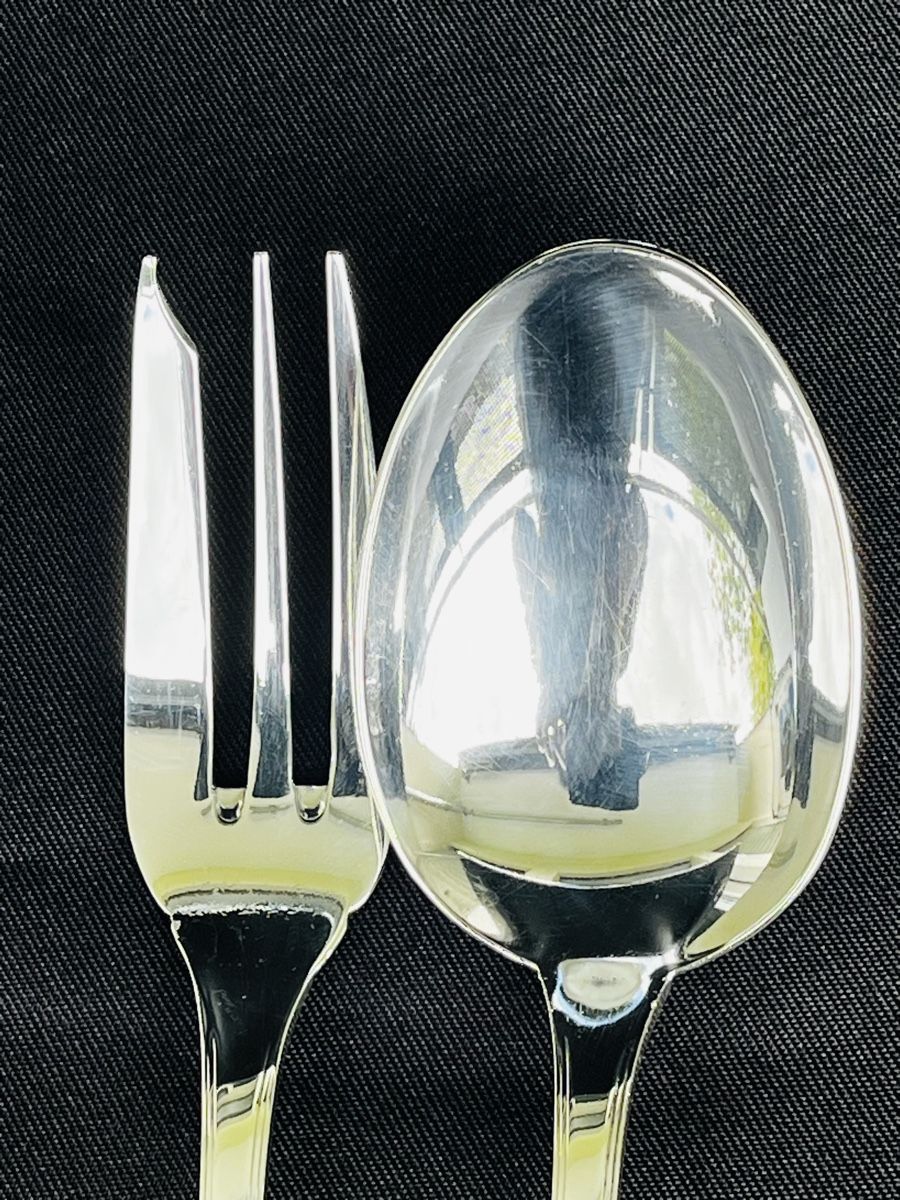 Christofle Set di posate: Christofle America, Couverts à servir, comme neuf – Nuovo (secondo la descrizione) da Morges venduto da bijouxsterling2019 2