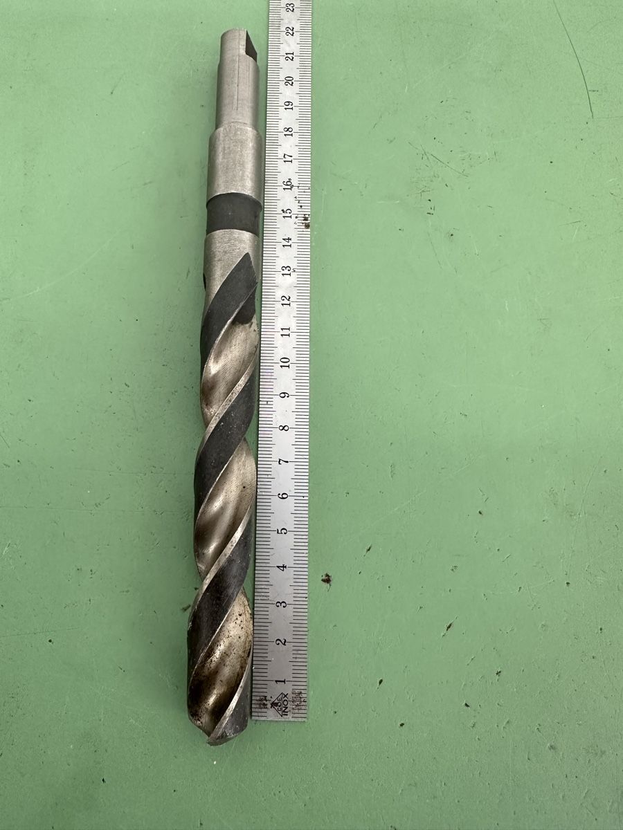 Tutti gli attrezzi: Bohrer, drill bit, Ø 17.50 mm  – Usato da Aarberg venduto da SNMachines 1