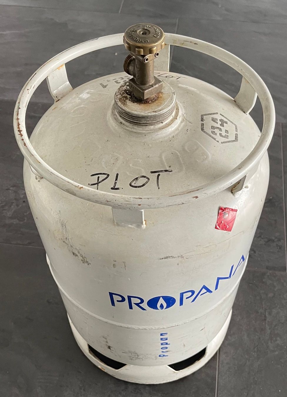 Appareils à gaz et accessoires: Gasflaschen – D'occasion à Wolfwil par kakadu78