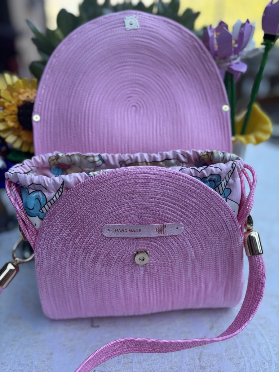 Taschen für Damen: Handtasche – Neu und originalverpackt aus La Garde (Sembrancher) von jan_b6mp 2