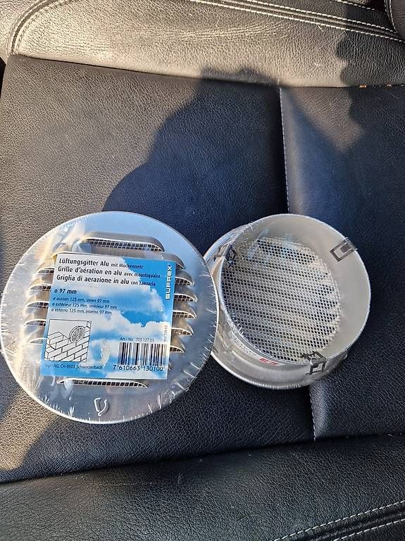 Ventilazione: 2 grilles aérations alu suprex – Usato da Vufflens-la-ville venduto da jbf_7vx8