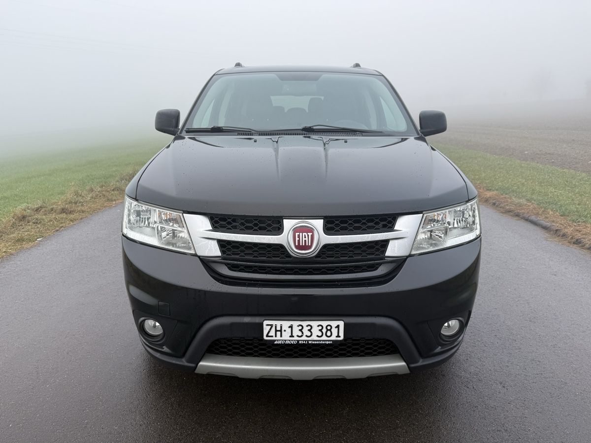 Fiat Automobili: FIAT Freemont 2.0 MJ Lounge AWD Automat – Usato da Zürich venduto da haroun11 1