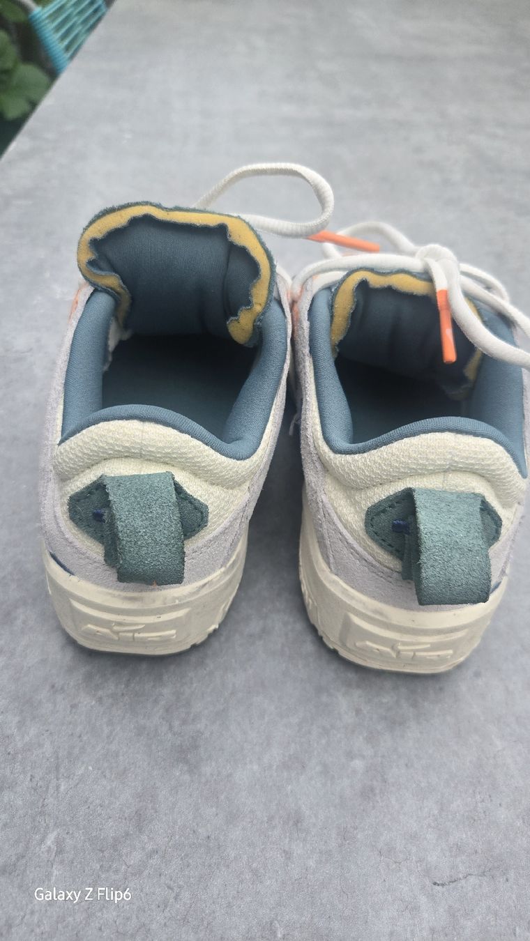 Nike Schuhe für Jungen: Nike Schuhe Gr. 36.5 – Gebraucht aus Zürich von Deesay 3