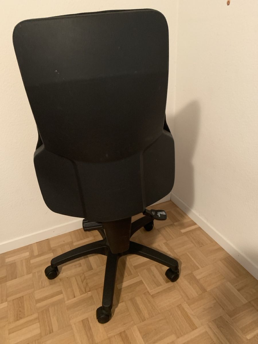 Sedie: Black Office Chair - Adjustable & Comfortable – Usato da Küsnacht ZH venduto da ngad93 1