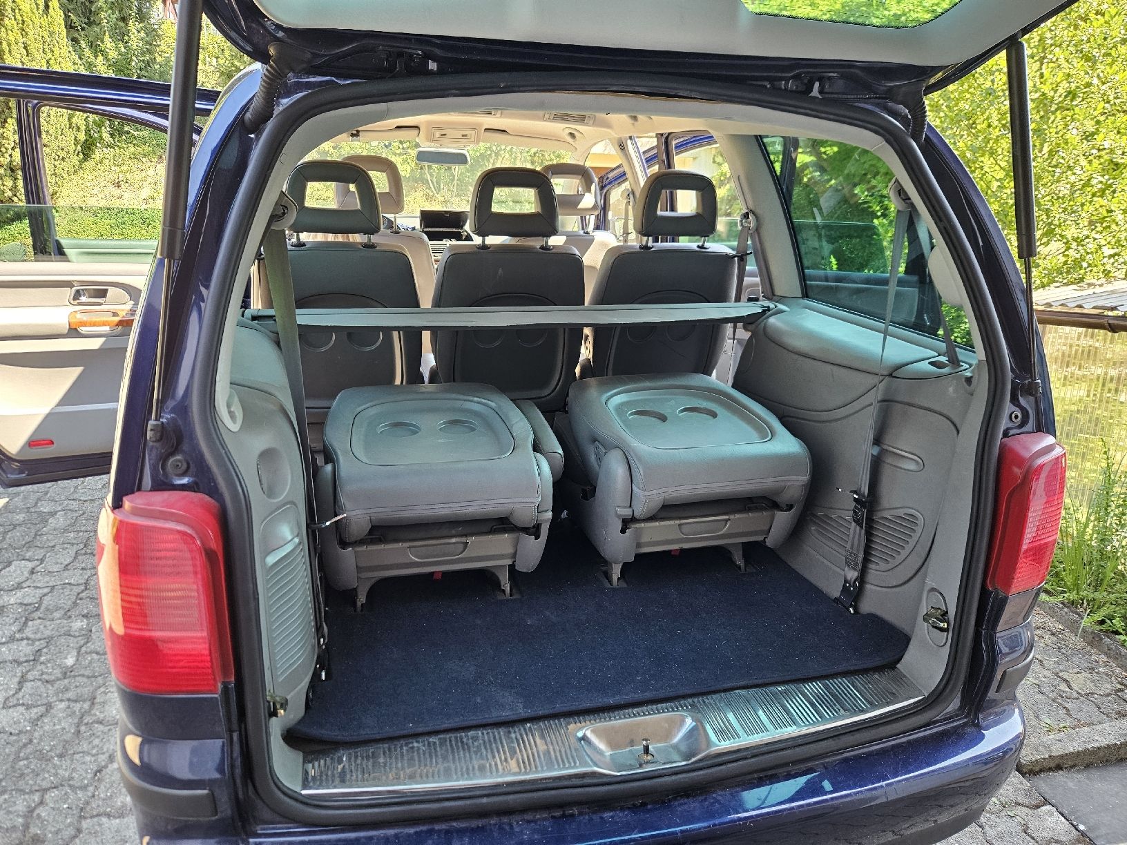 VW Automobili: VW Sharan V6 2.8, 123t km – Usato da Steffisburg venduto da domi1291 9