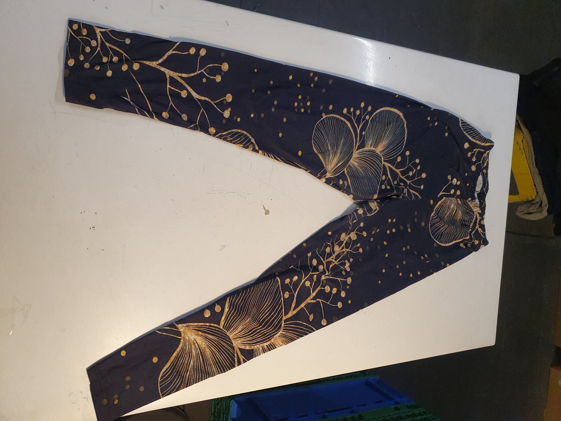 Leggings: 4 Stk Leggins grösse S – Usato da Zürich venduto da loosebone 1