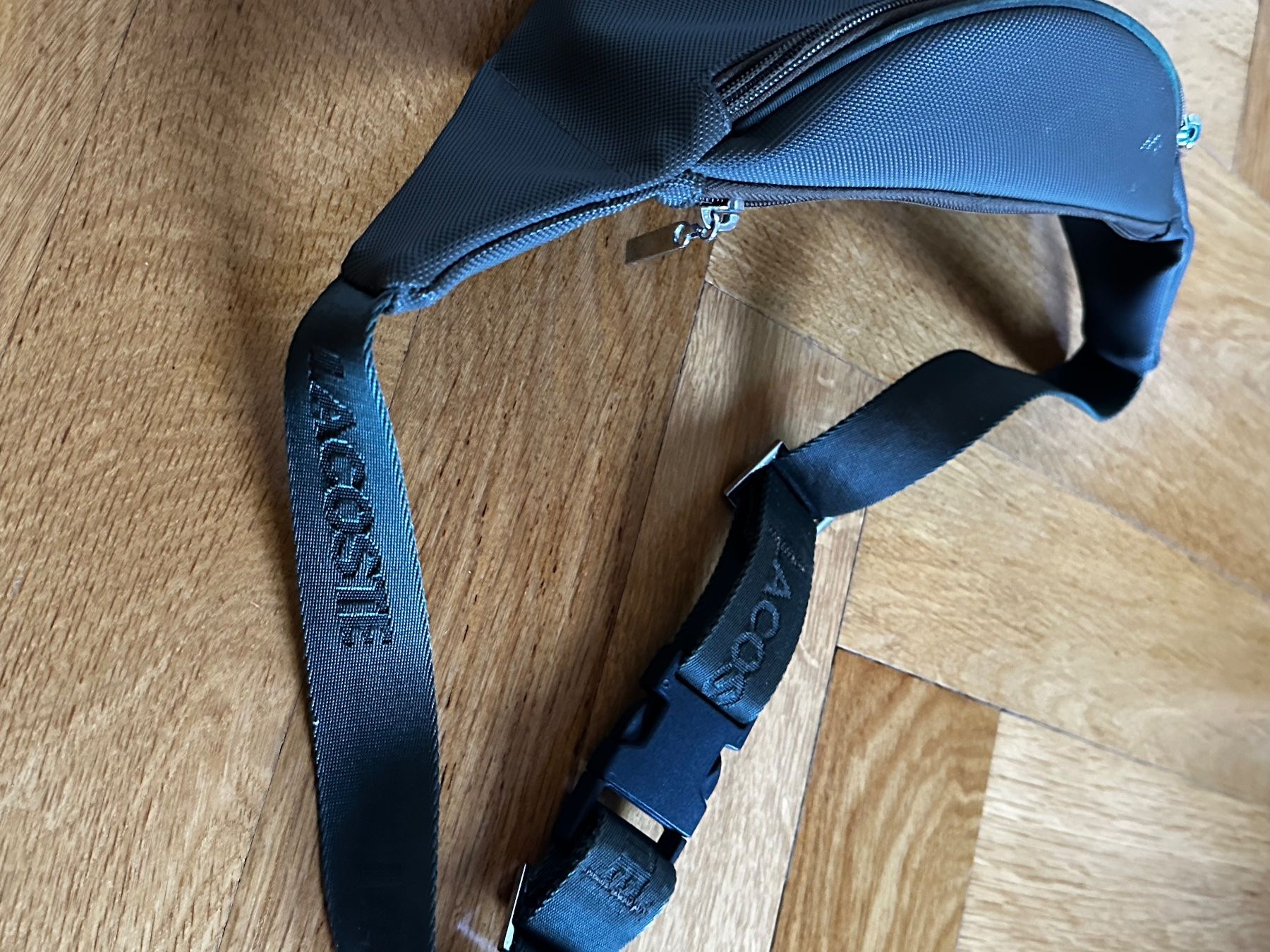 Lacoste Borse: Lacoste Waistebag – Usato da Bern venduto da Garlex 1