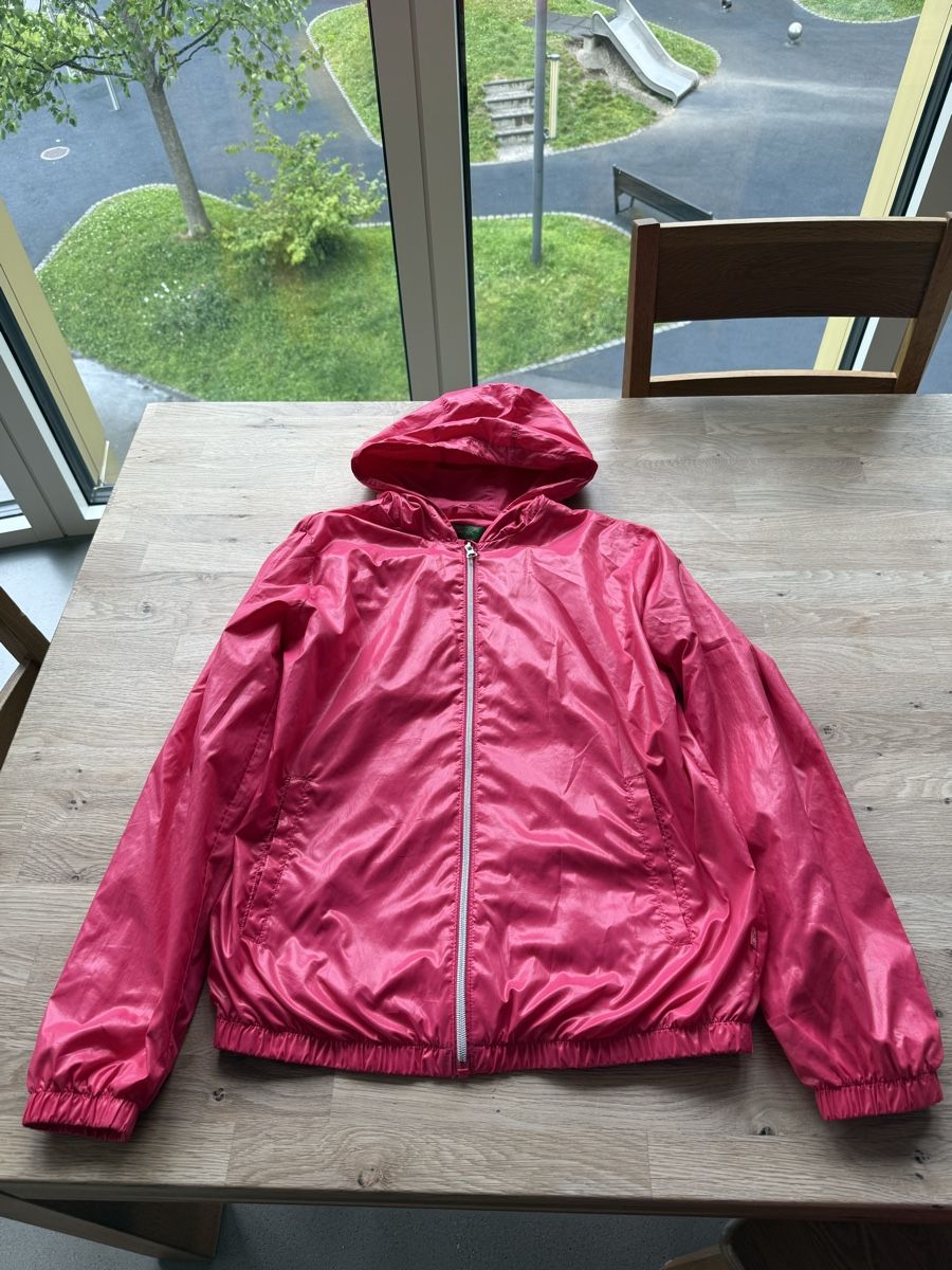 Benetton Giacche & Cappotti: Benetton Regenjacke – Usato da Luzern venduto da nad_nf8f