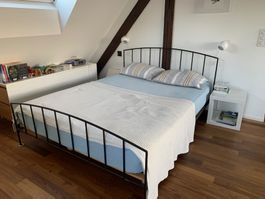 Wunderschönes englisches Kingsize-Bett sucht neues Zuhause