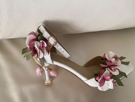 RARITÄT - spezieller Damenpumps, beige mit Blumendécor, 39