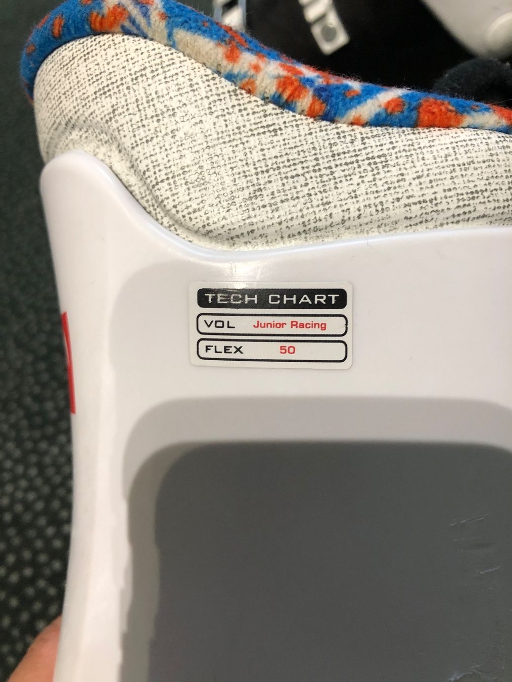 Head Scarpe per ragazzi: Kinder Skischuhe 241mm Sohlenlänge – Usato da Oberwil b.Büren venduto da holzschnitzu 3
