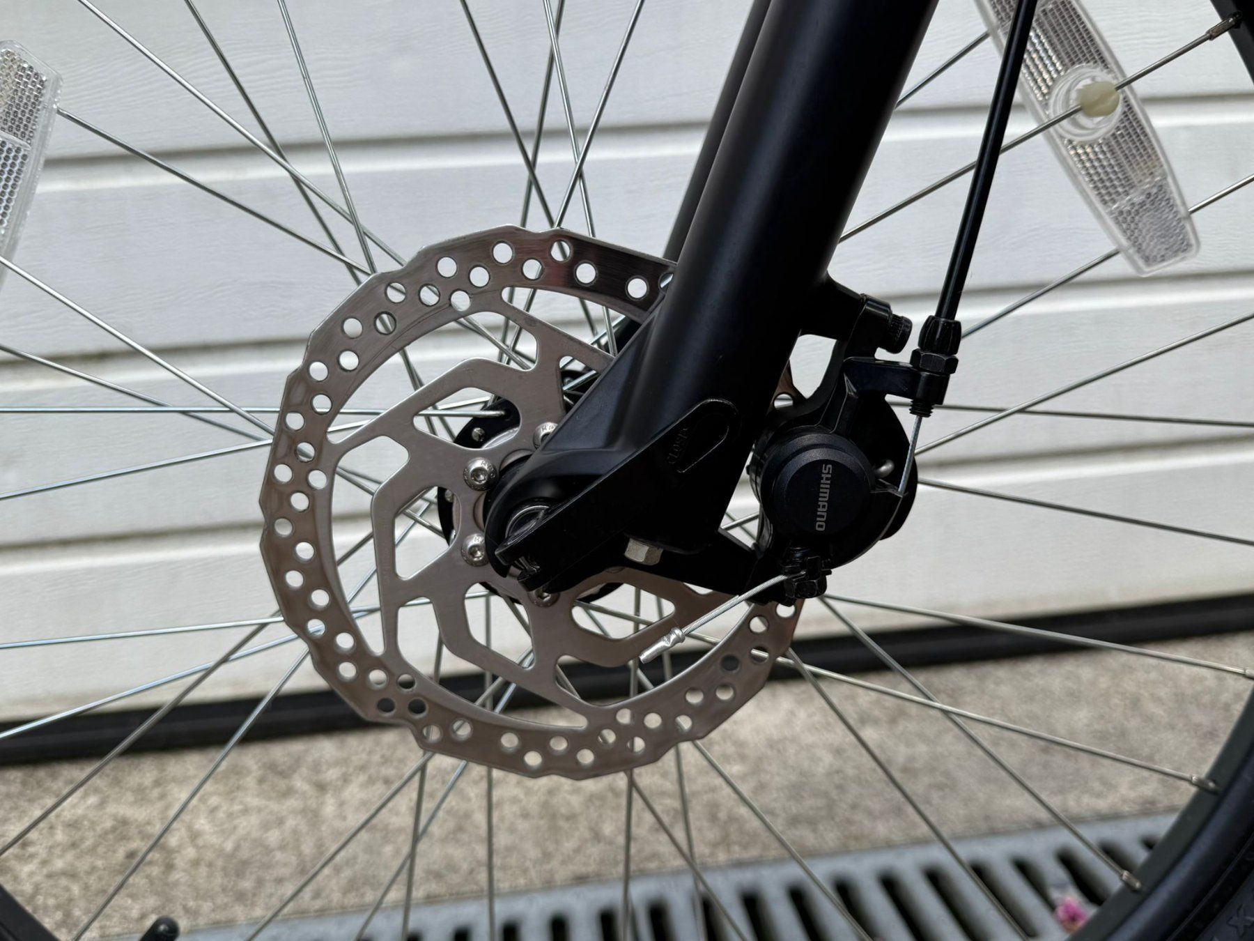 Vélos: Top Mädchenvelo 24" in dunkelrot mit Velocomputer – D'occasion à Abtwil AG par Swissraver 6