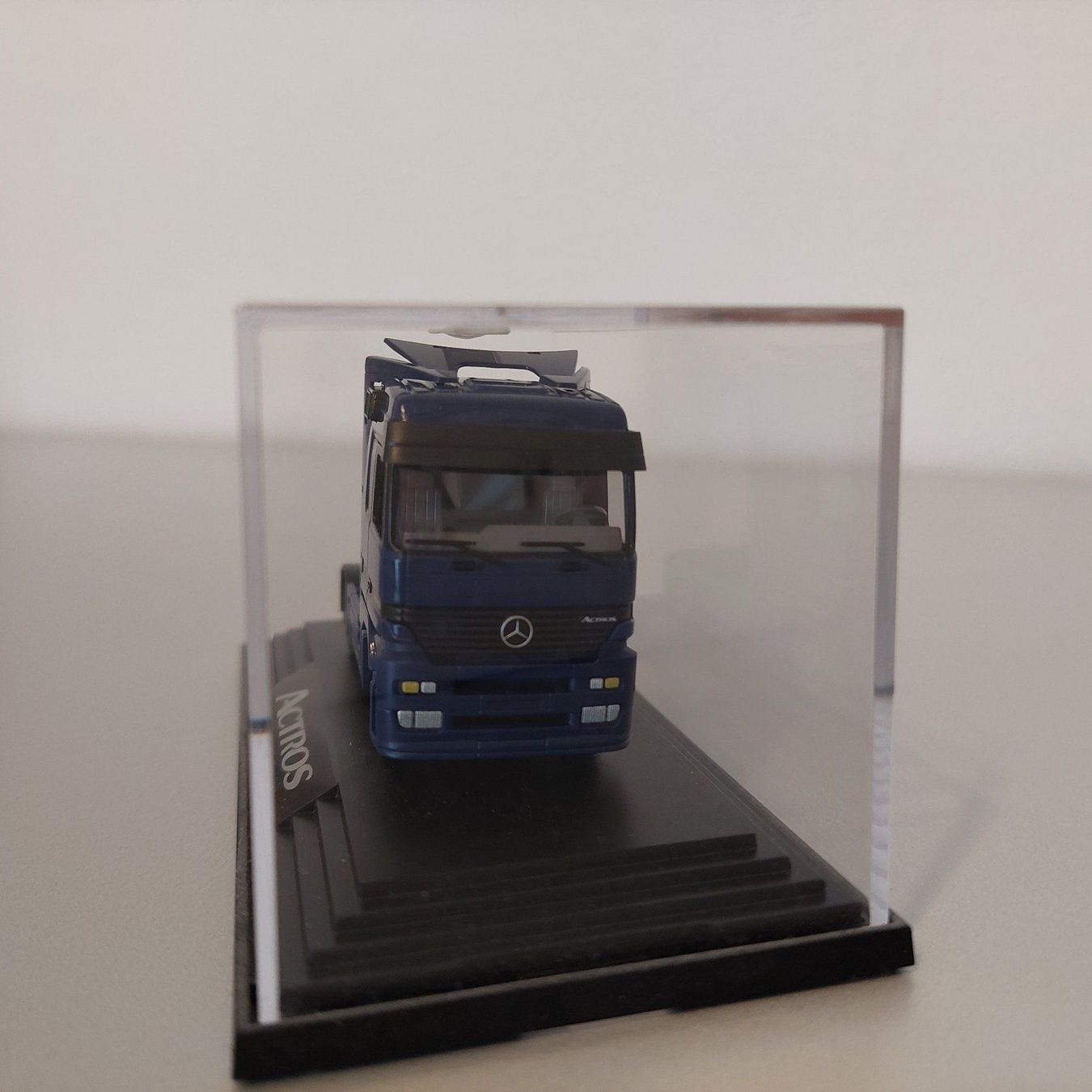 Wiking Modellini d'auto: Actros  sattelschlepper wiking – Usato da Seon venduto da man78 1