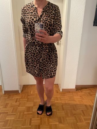 Leoparden Kleid/Tunike–Grösse M 100 % Viskose