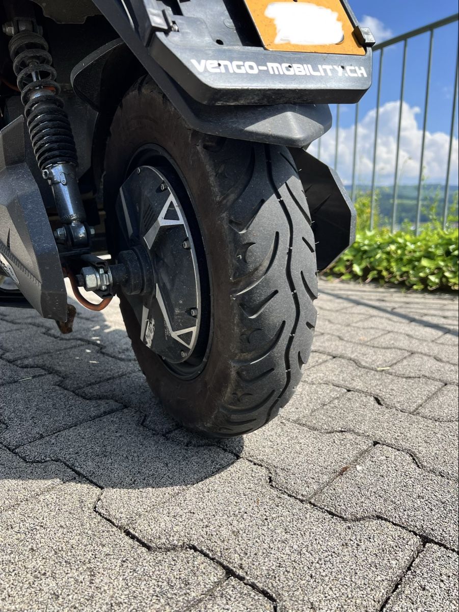 Scooters: E-Roller Vengo Leo – D'occasion à Baar par vin_h9px 3
