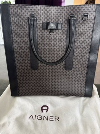 Handtasche AIGNER braun/schwarz mit Logo Muster NEU