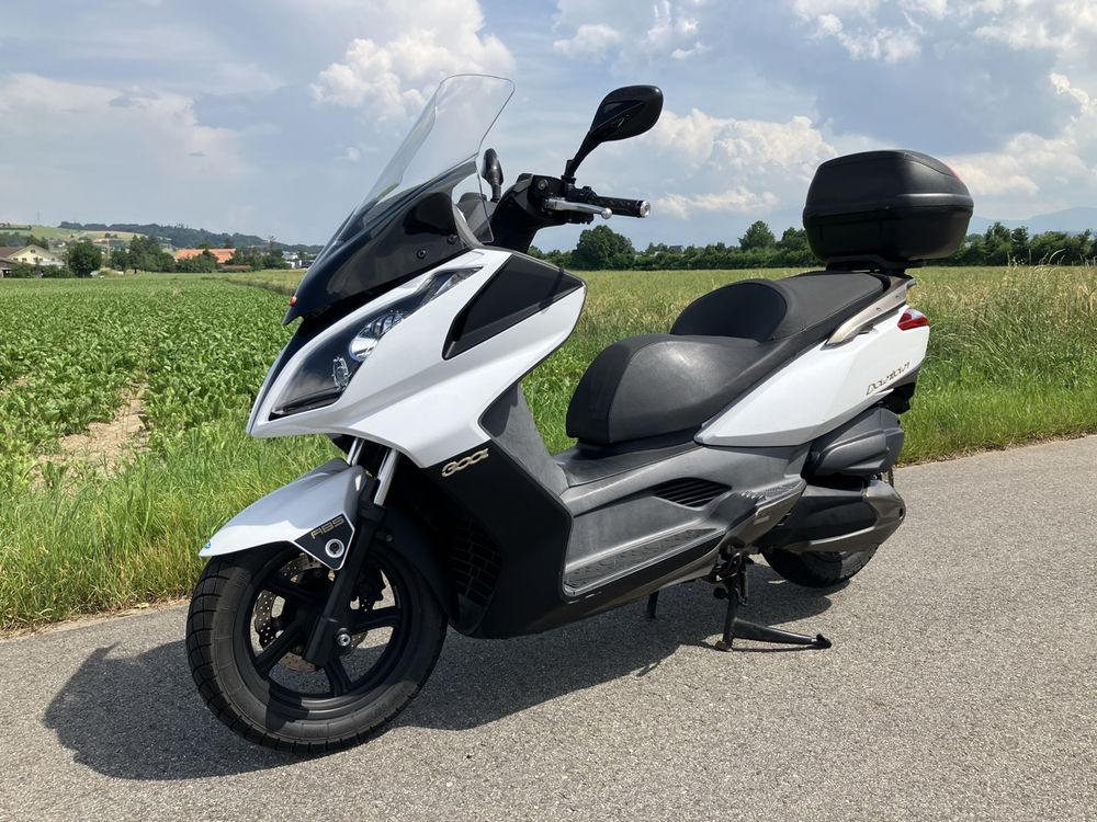 Elegantes 300 Ccm Roller Bild