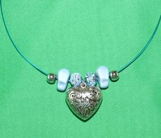 Halskette mit Herz Anhänger, Modeschmuck