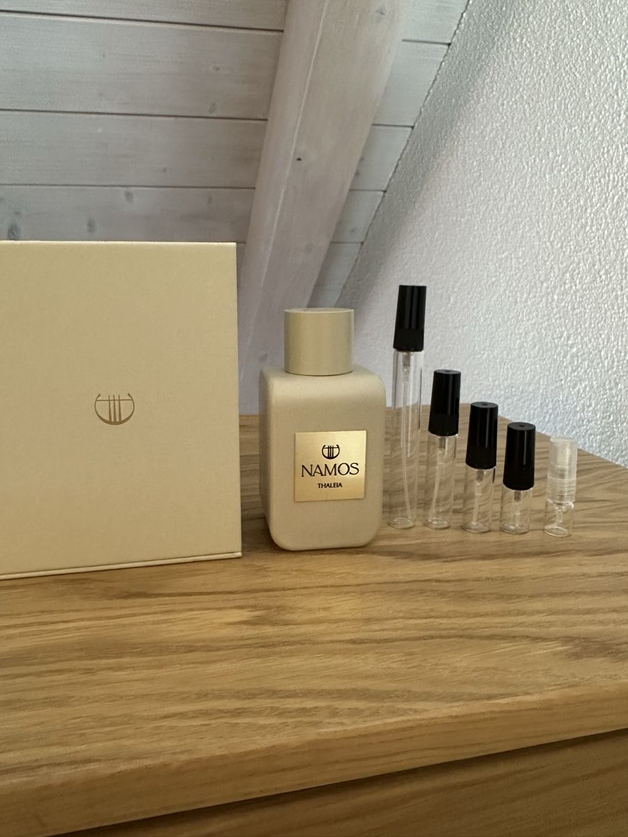 Parfums & Eau de Toilette: Namos - Thaleia 2 ml – D'occasion à Seuzach par Syfume