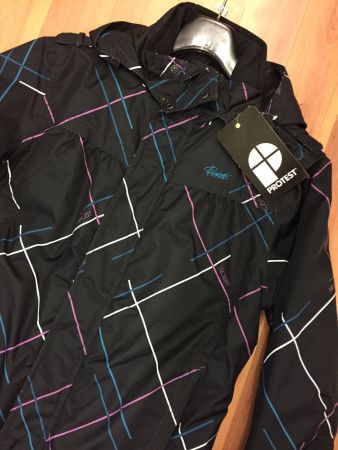 Damen Skijacke,  "PROTEST", Gr.40, schwarz, bedruckt