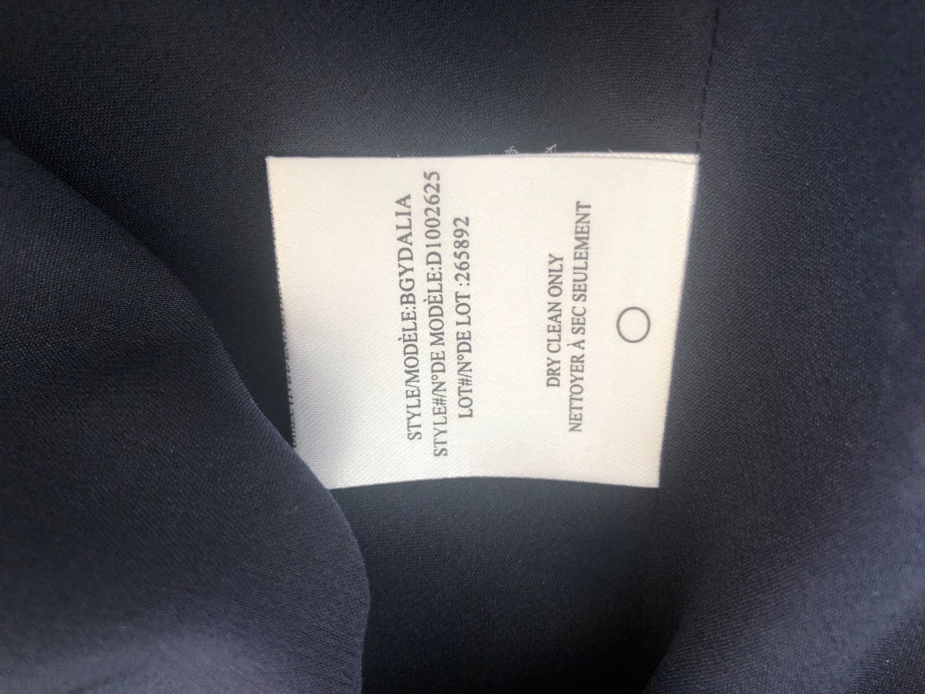 Vestiti: Robe Theory – Usato da La Chaux-de-Fonds venduto da GabrielaKlein 4