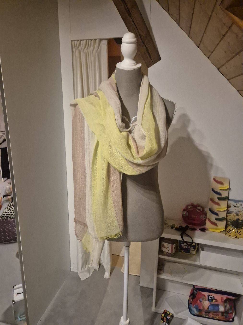 C&A Foulard & Sciarpe: leinenmix C &A – Nuovo (secondo la descrizione) da Zürich venduto da Drago670