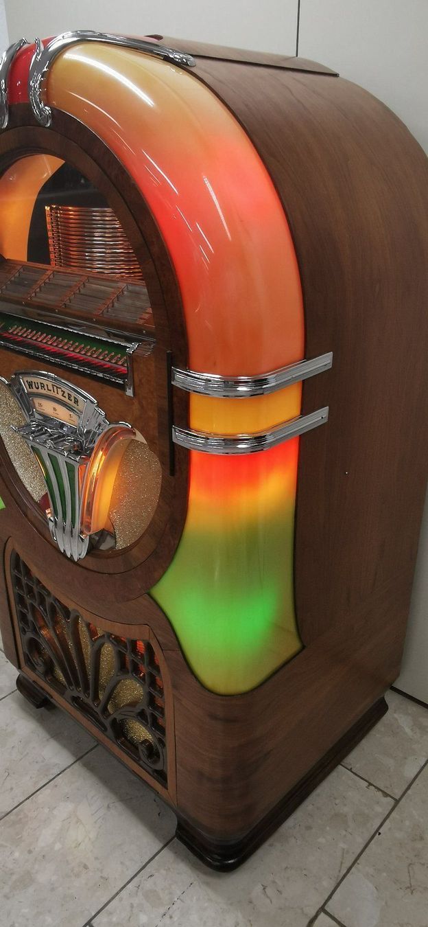 Wurlitzer Jukebox: Musikbox Jukebox Wurlitzer 750 – Usato da Geroldswil venduto da jukeman 5