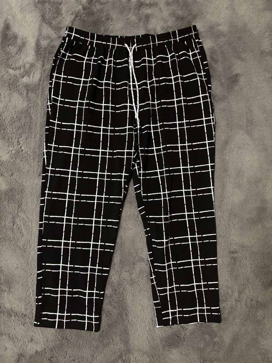 Pantaloni: Black and white checked summer trousers – Nuovo (secondo la descrizione) da Wichtrach venduto da Re_Fit