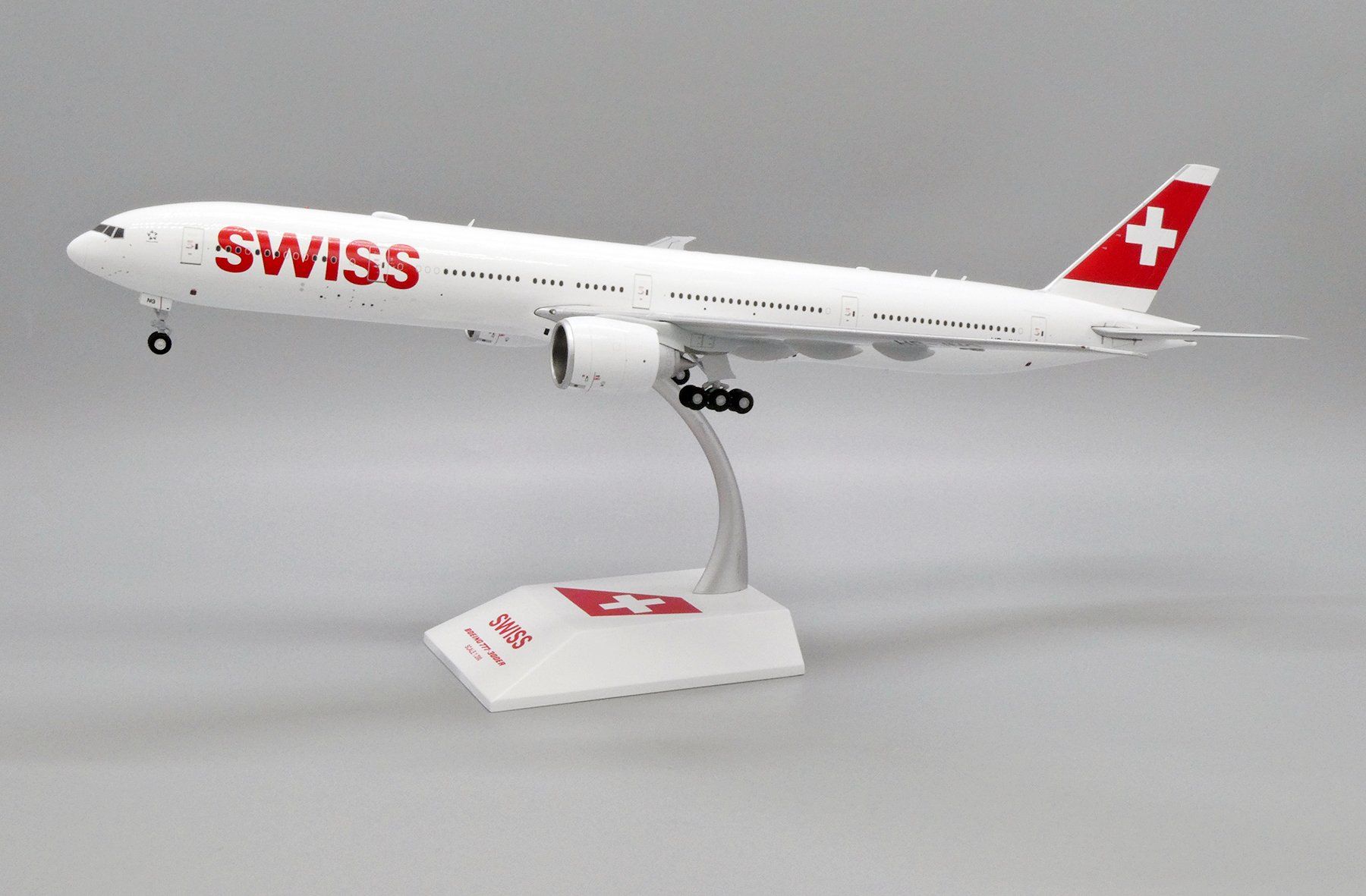 Swiss Kit di modellismo & Modellini statici: B777-300ER SWISS – Nuovo e nell'imballaggio originale da Morges venduto da iljamuromez 4