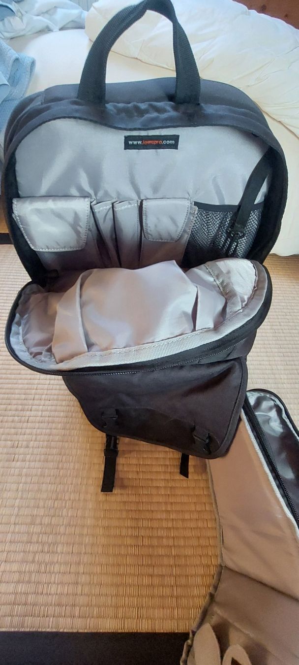Lowepro Rucksäcke: Lowepro Fastback 350 Fotorucksack – Gebraucht aus Aeschi SO von Mr.Cornrows 3