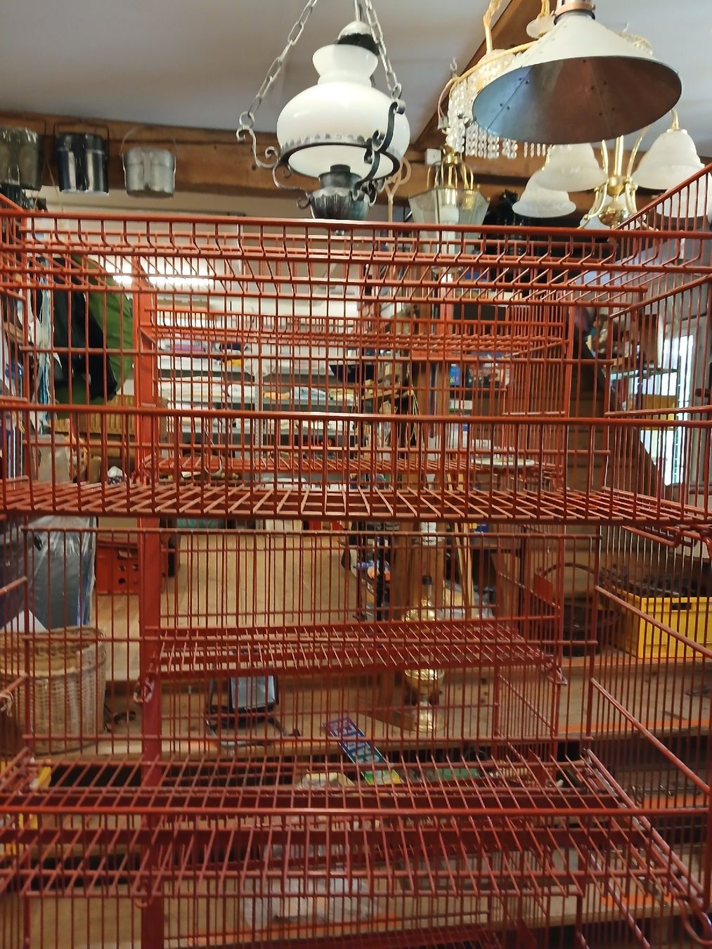 Scaffali: 2 Metall Regale  – Usato da Hagenbuch ZH venduto da bromaer 1