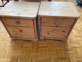 2 Nachtische .Natur -Holz.