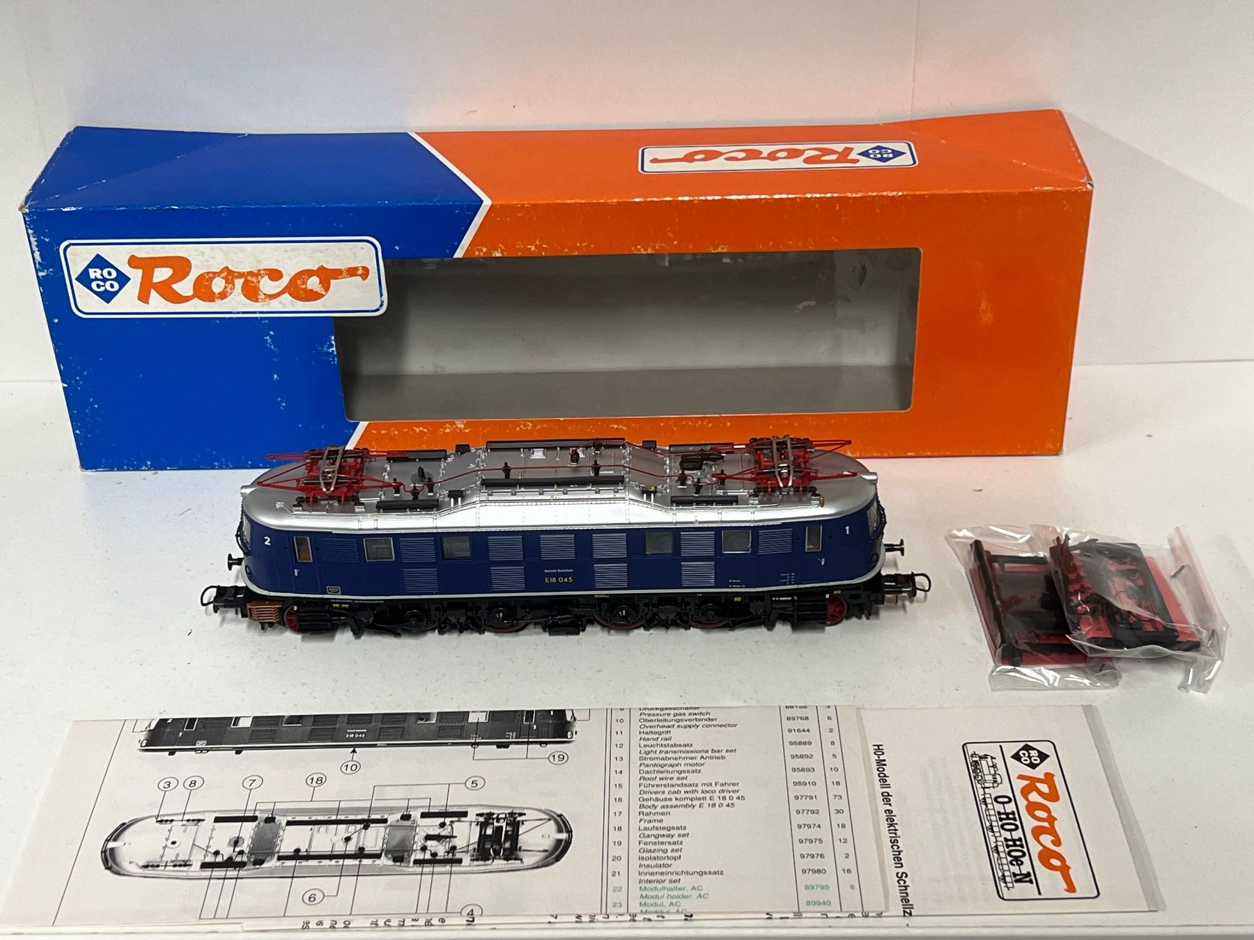 Roco Modellini di ferrovie: Roco 43972 DB E 18 AC Analog H0 – Usato da Geroldswil venduto da TopTrain54