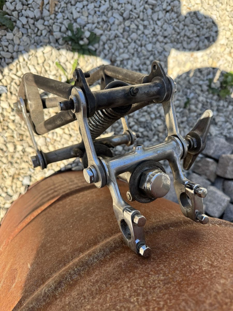 Tutti i ricambio per moto: Brampton Gabel, Trapezvordergabel aus den zwanziger Jahren – Usato da Aathal-Seegräben venduto da Romeo8607 7