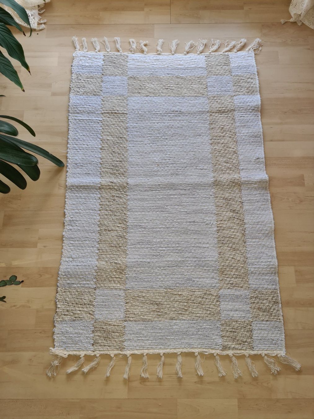 Tappeti: Teppich, Bettvorleger, 70x130 cm 2-seitig – Nuovo e nell'imballaggio originale da Bremgarten AG venduto da Deseodec