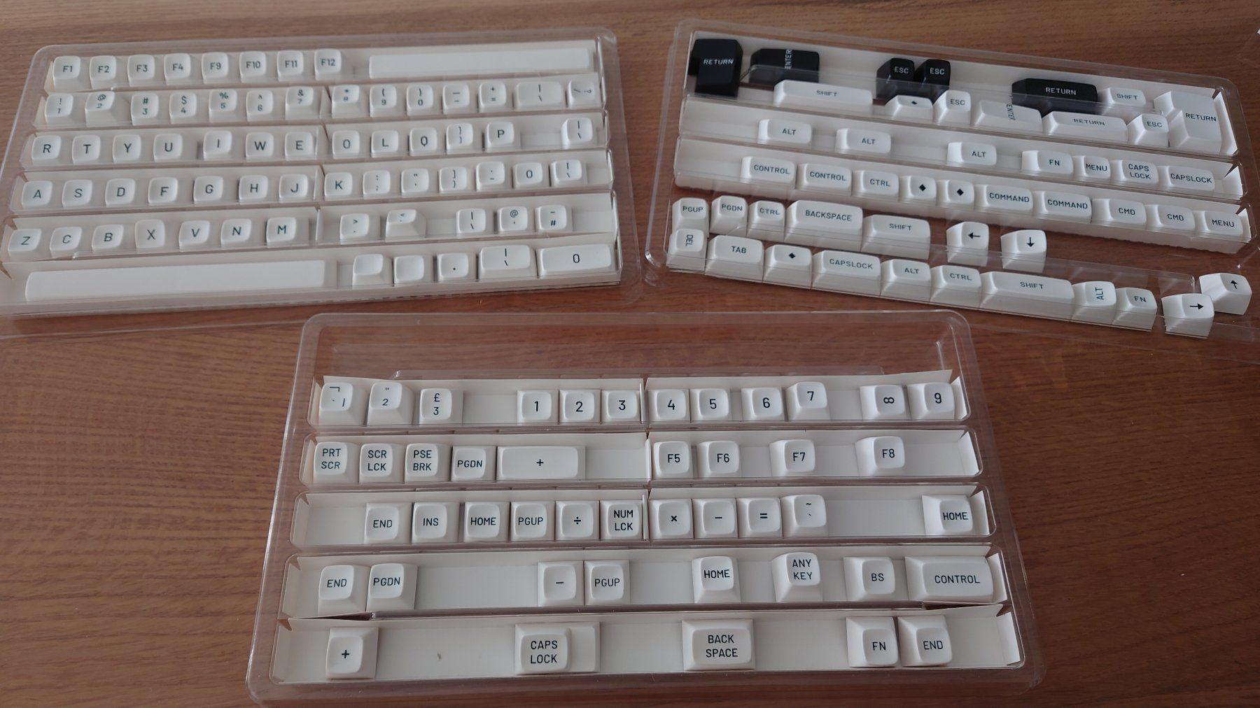 Tastiere: Drop Black on White MT3 Keycap Set – Usato da Genève venduto da jxavier