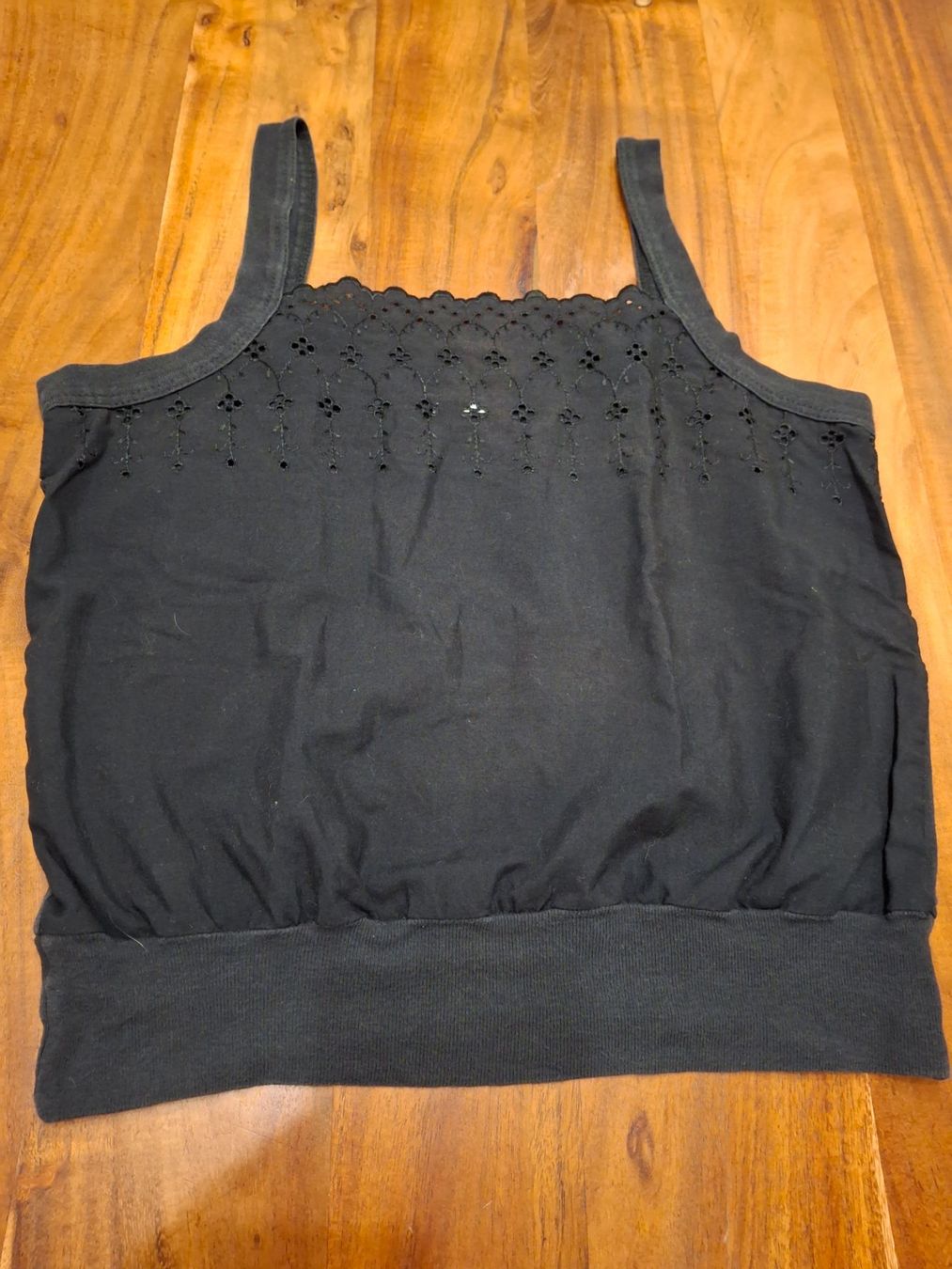 T-shirt: Haut (4) taille M diverses marques – Usato da Villiers venduto da san_jn5w 2