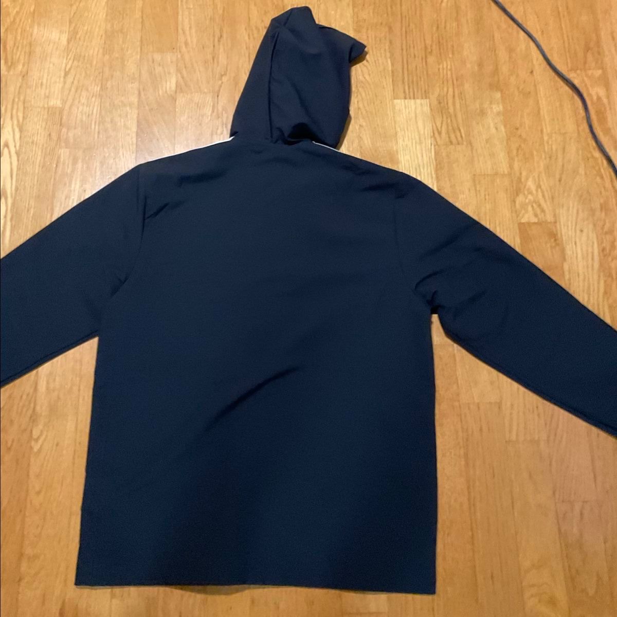 Adidas Giacche: Adidas Jacke Gr. M – Usato da Zürich venduto da Pagalo 2