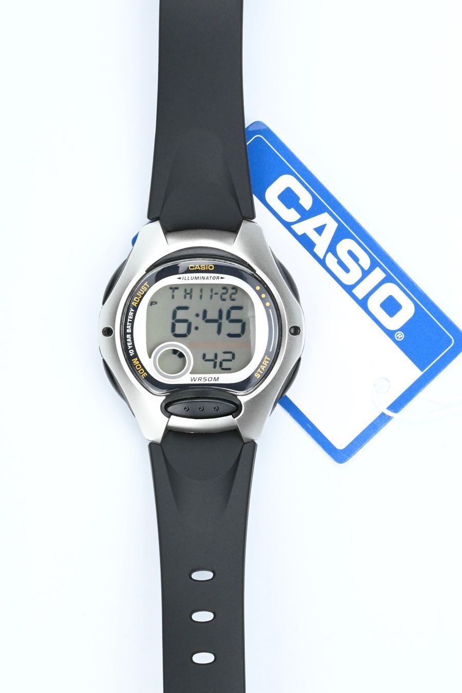 Casio Orologi: Casio ref. LW-200-1AV – Nuovo (secondo la descrizione) da Zug venduto da Avent0ri_by_Montauk 1