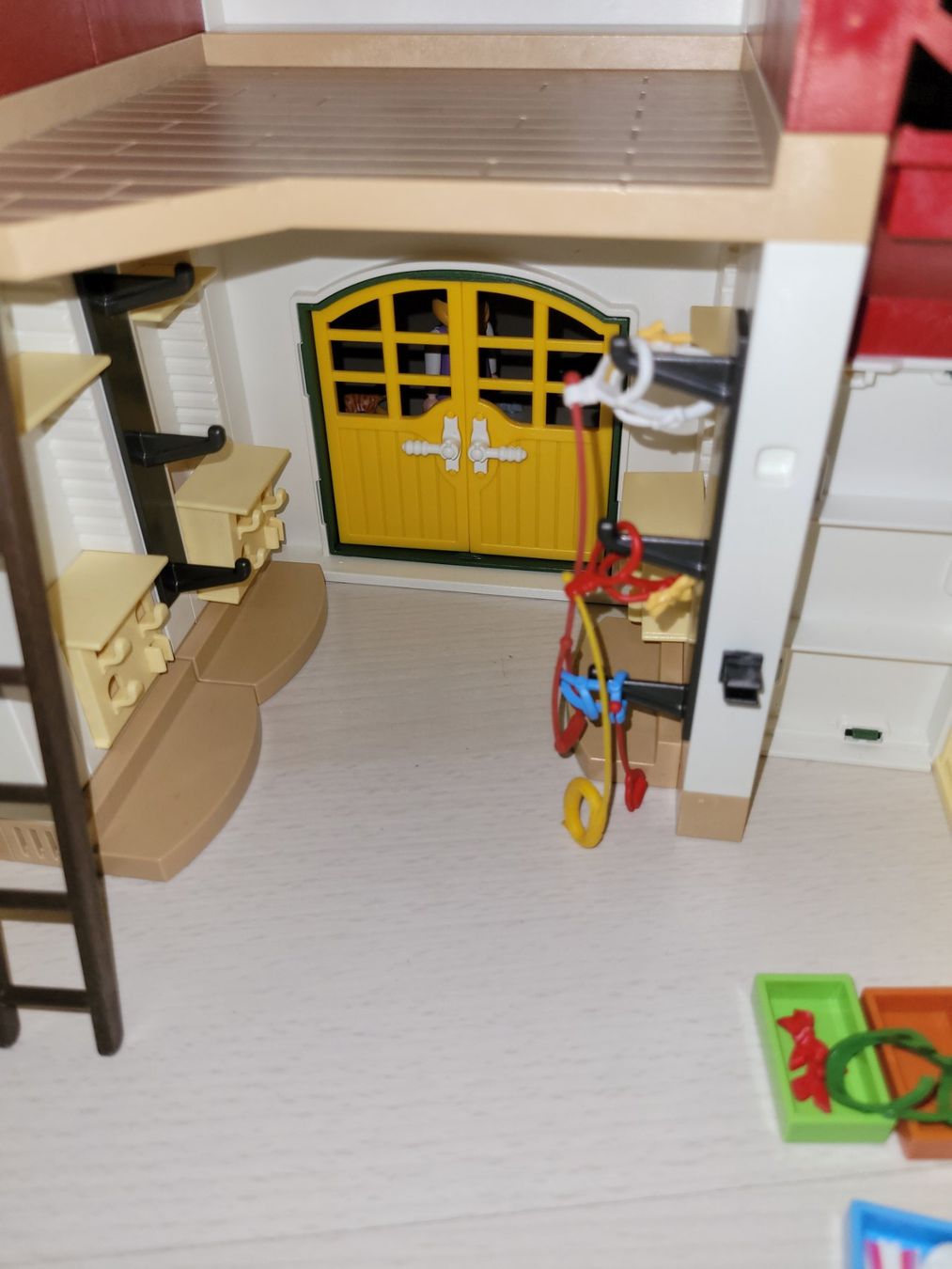 Playmobil Giocattoli: Playmobil grosser Reiterhof – Usato da Uster venduto da Gabi64 5