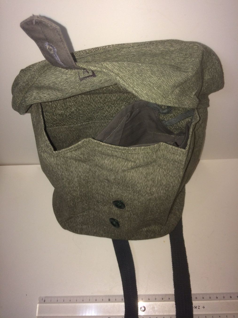 Schweizer Armee Borse: Schweizer Armee Gasmaskentasche  Tasche Stofftasche WW2 – Usato da Madiswil venduto da TEMISO 2