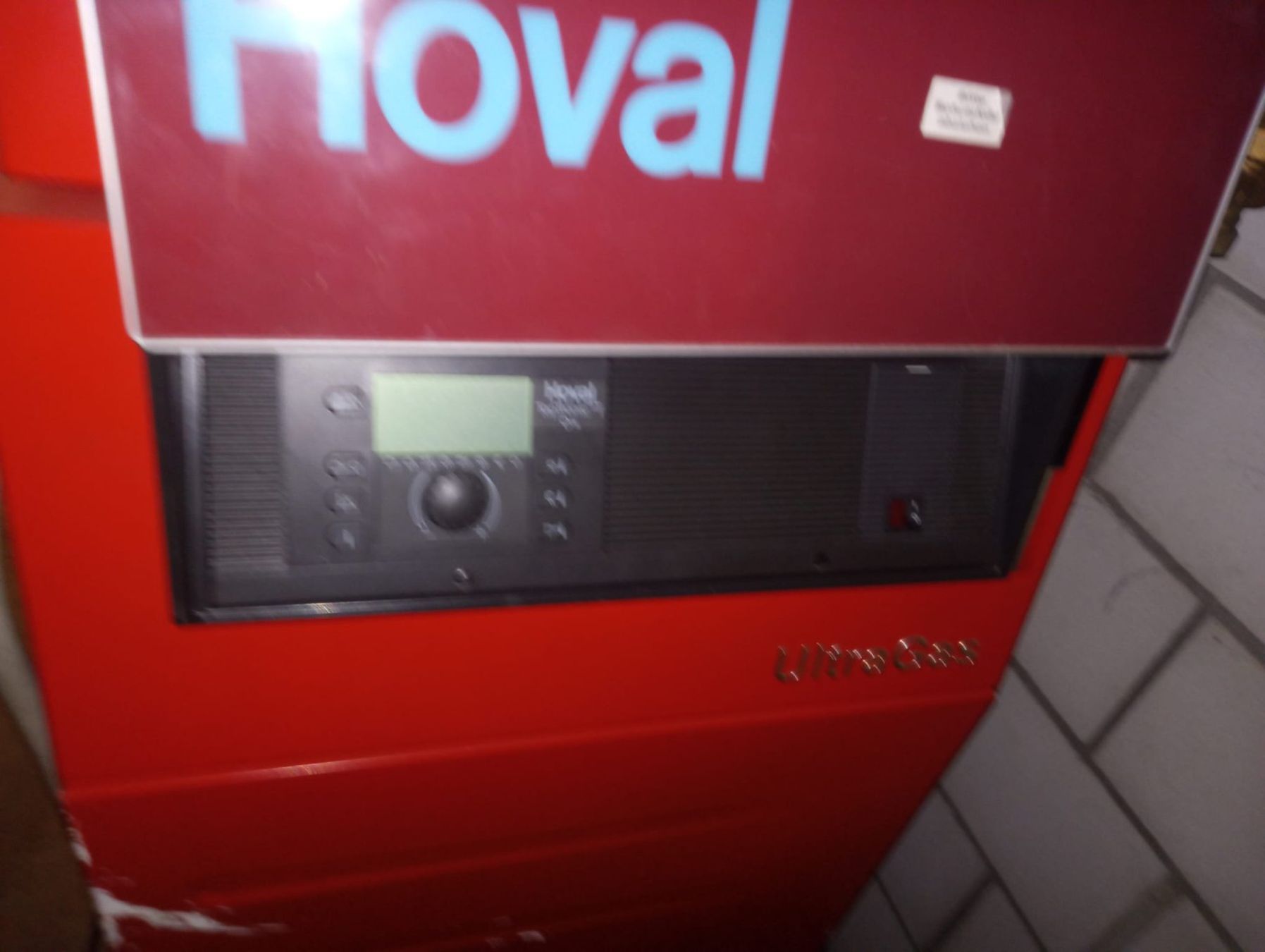 Hoval Heizgeräte: Hoval Ulta Gas – Gebraucht aus Utzigen von  1