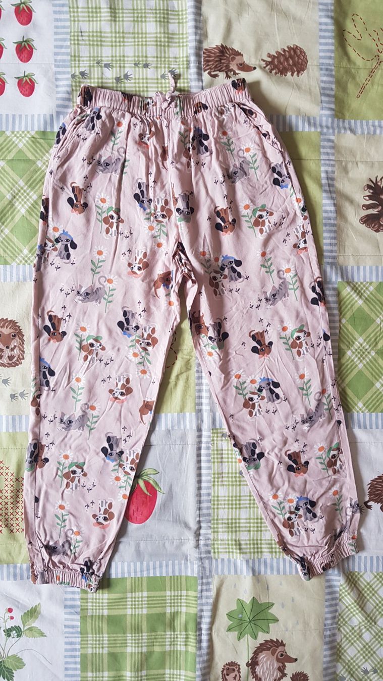 H&M Pantaloni: Sommerhose H&M Gr.140 – Usato da Luzern venduto da silvermoon12