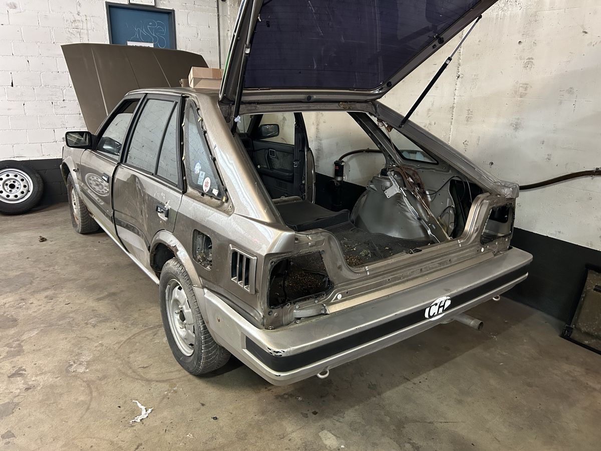 Nissan Automobili: 2x Nissan Bluebird Oldtimer Projekt Teile – Difettoso da Aarau venduto da Vintage1969 7