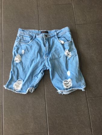 Coole Jeans Shorts  Gr. 44  Destroyed Look