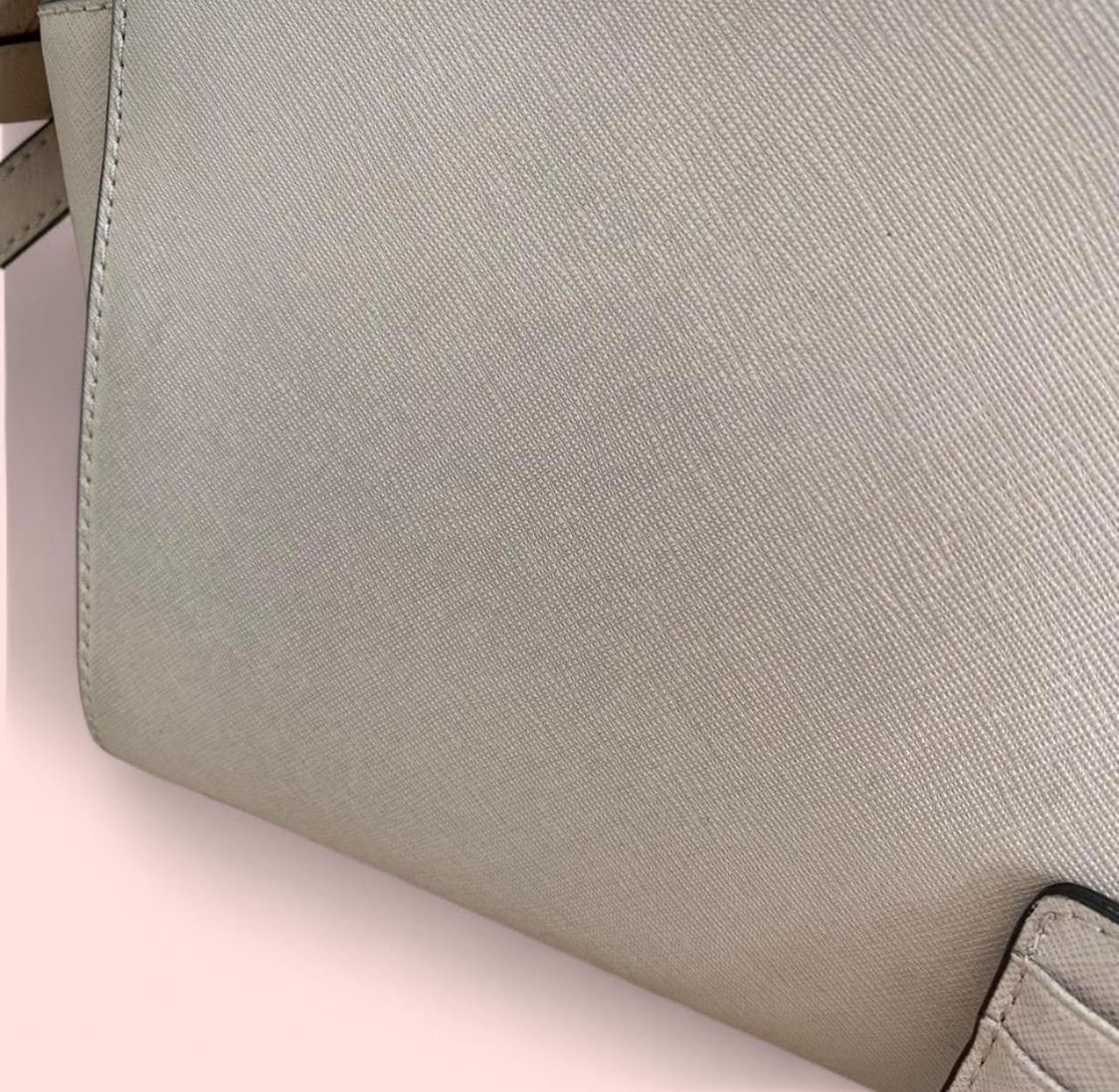 Michael Kors Borse da donna: Michael Kors Handtasche – Usato da Lyss venduto da DeaDiLuna 4
