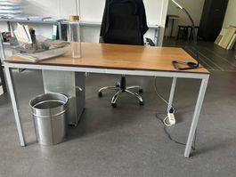 Bürotisch Helsinki