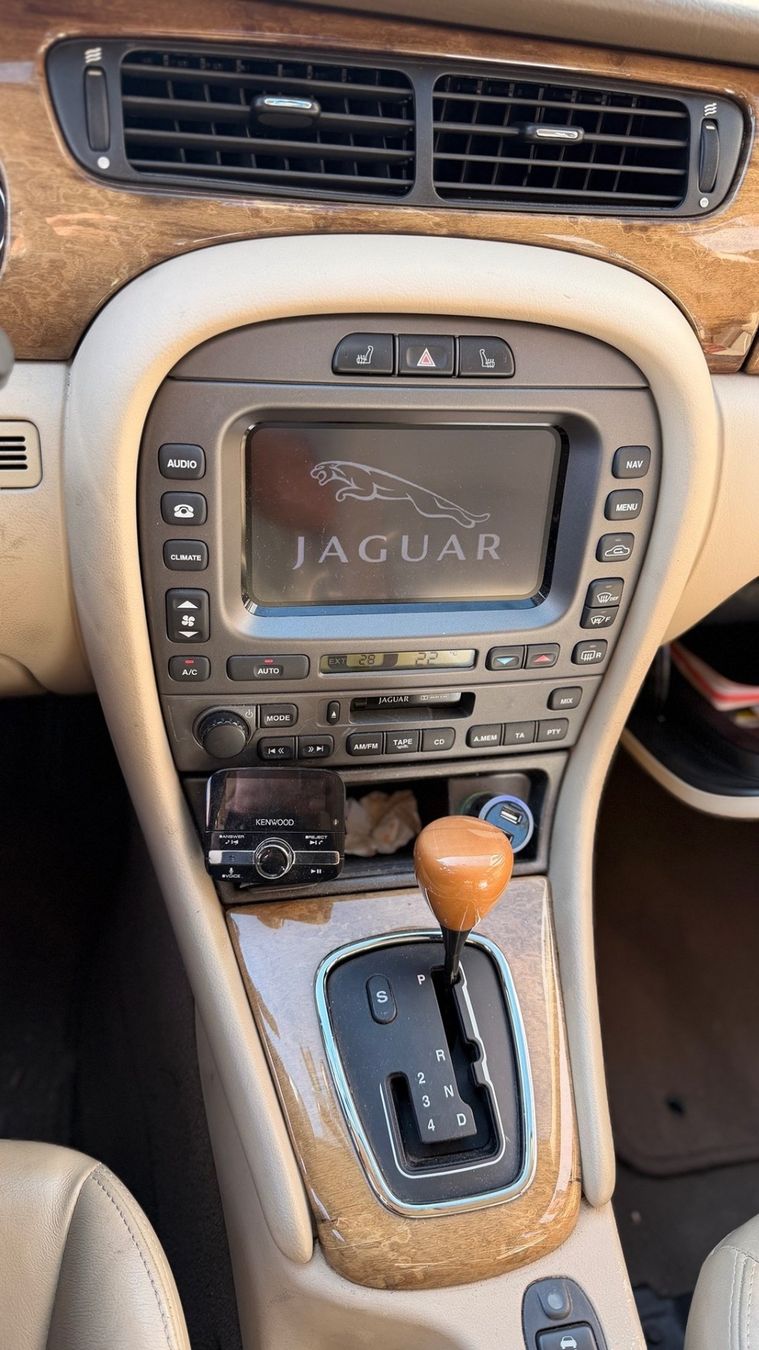 Jaguar Autos: Jaguar x type 3.0L V6 EX – Défectueux à Affeltrangen par AutoZentrumAG 6