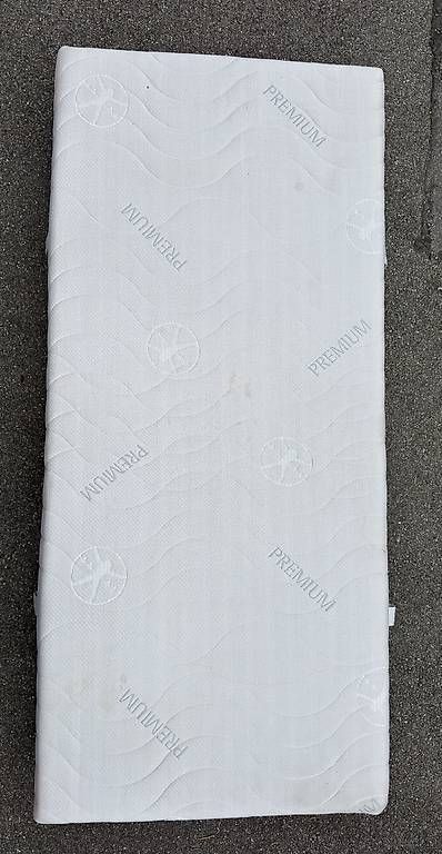 Materassi: Matratze 90x200cm Premium – Usato da Herrenschwanden venduto da Sam3037